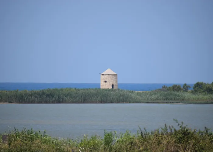 Appartement Elaia 2 *